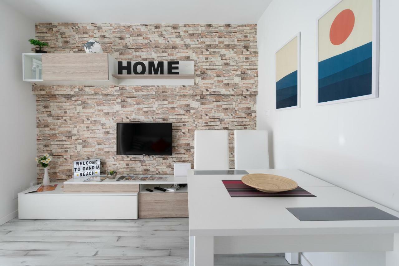 Apartamento Deluxe A 50M De Playa - Aire Wifi Gandia Exterior photo